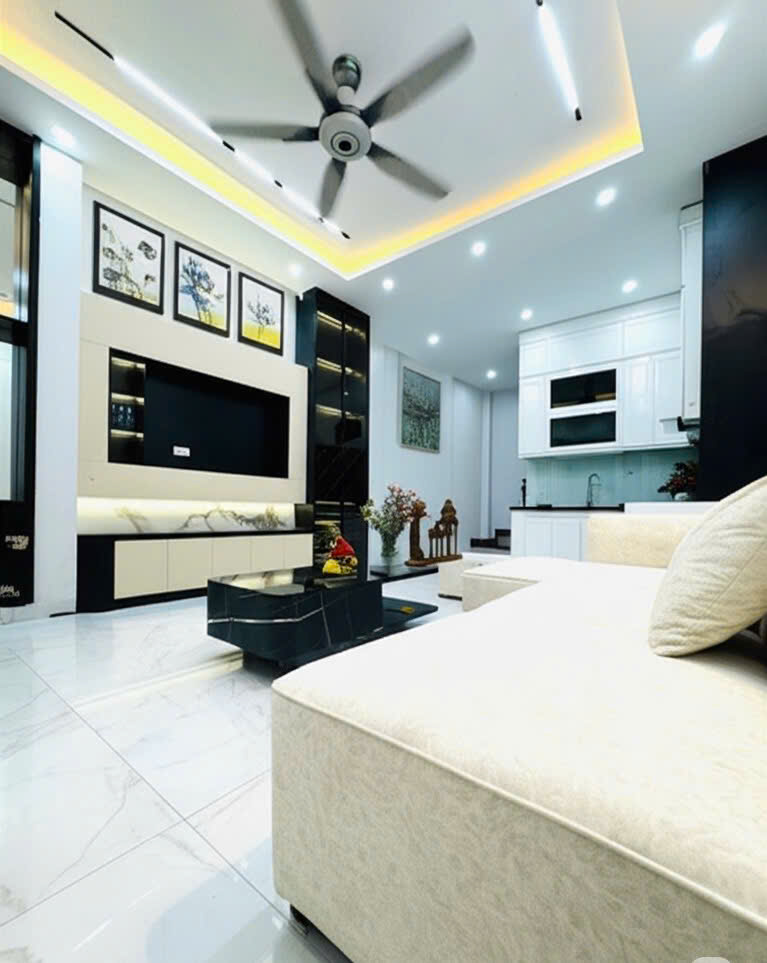 Chỉ: 7.66/Tỷ có ngay căn nhà 5T/2 mặt thoáng, ngõ 3G, 40m ra phố mới cải tạo CỰC nét. DT: 34m/2 - Ảnh chính