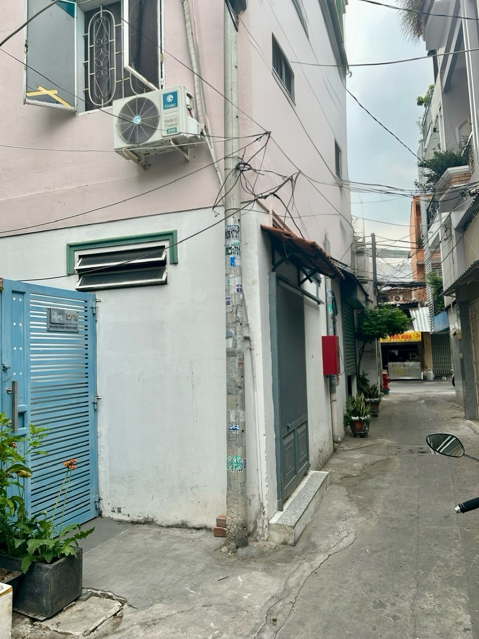 BÁN NHÀ QUẬN 4 - GẦN TRƯỜNG HỌC KHÁNH HỘI - GIAO THƯƠNG VỚI TÔN THẤT THUYẾT VÀ NGUYỄN TẤT THÀNH. - Ảnh 3