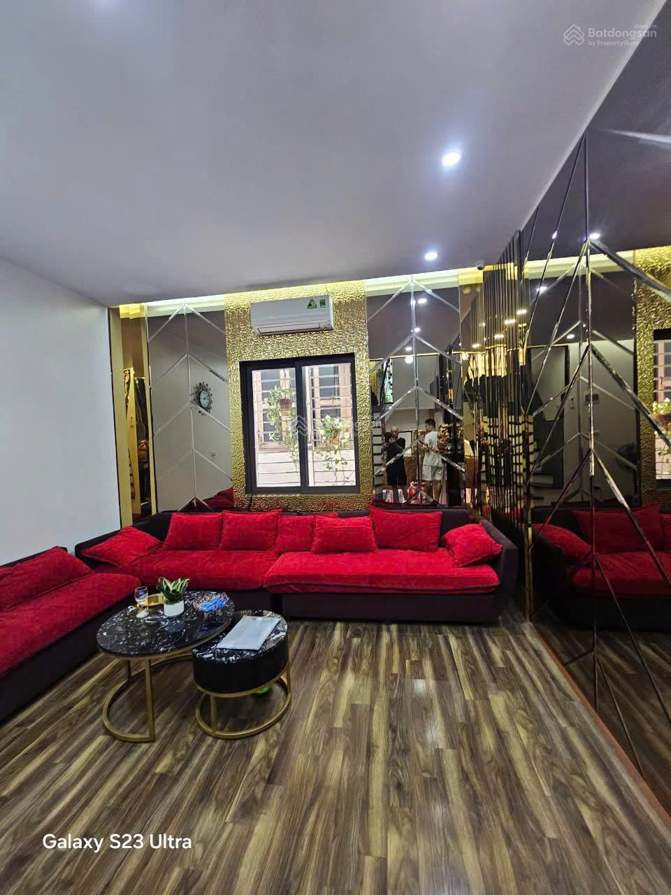 Chính chủ bán nhà ngõ 99 Nguyễn Chí Thanh, ô tô tránh, đỗ trong nhà, có gara, 6 tầng, 10 phòng ngủ - Ảnh 4