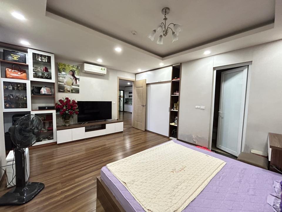 NHÀ MẶT PHỐ ĐỘI NHÂN–BA ĐÌNH, 4TẦNG x102M2–MT 7m CHỈ 50 Tỷ-PHỐ VIP KINH DOANH - Ảnh 3