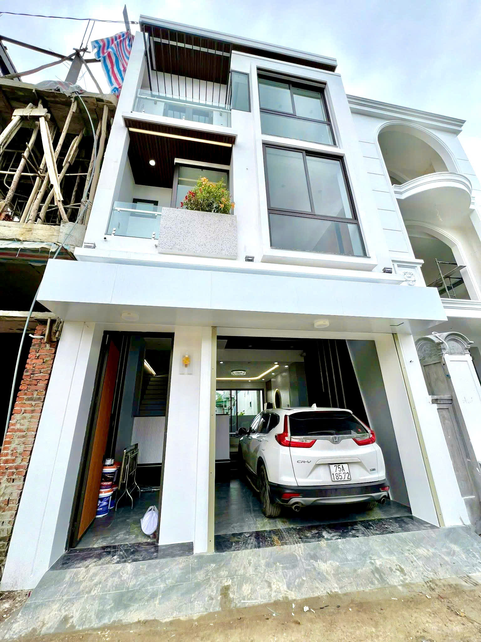 Bán nhà 3 tầng kiệt ô tô Hoàng Quốc Việt, phường An Đông, Tp.Huế sát bên Phú Mỹ An - Siêu Thị Aeon - Ảnh 1