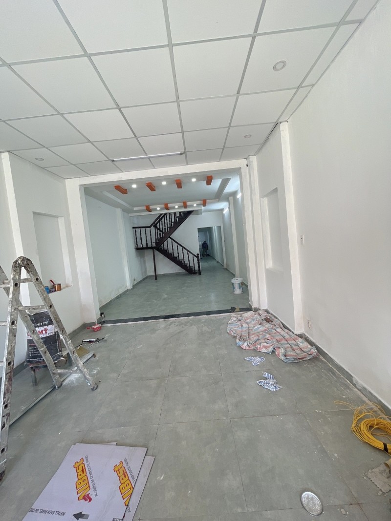 Bán nhà Mặt tiền Nguyễn Văn Quá - gần Cầu Tham Lương, 4x24m, 2 Tầng - 5PN, 9,9 tỷ - Ảnh 2