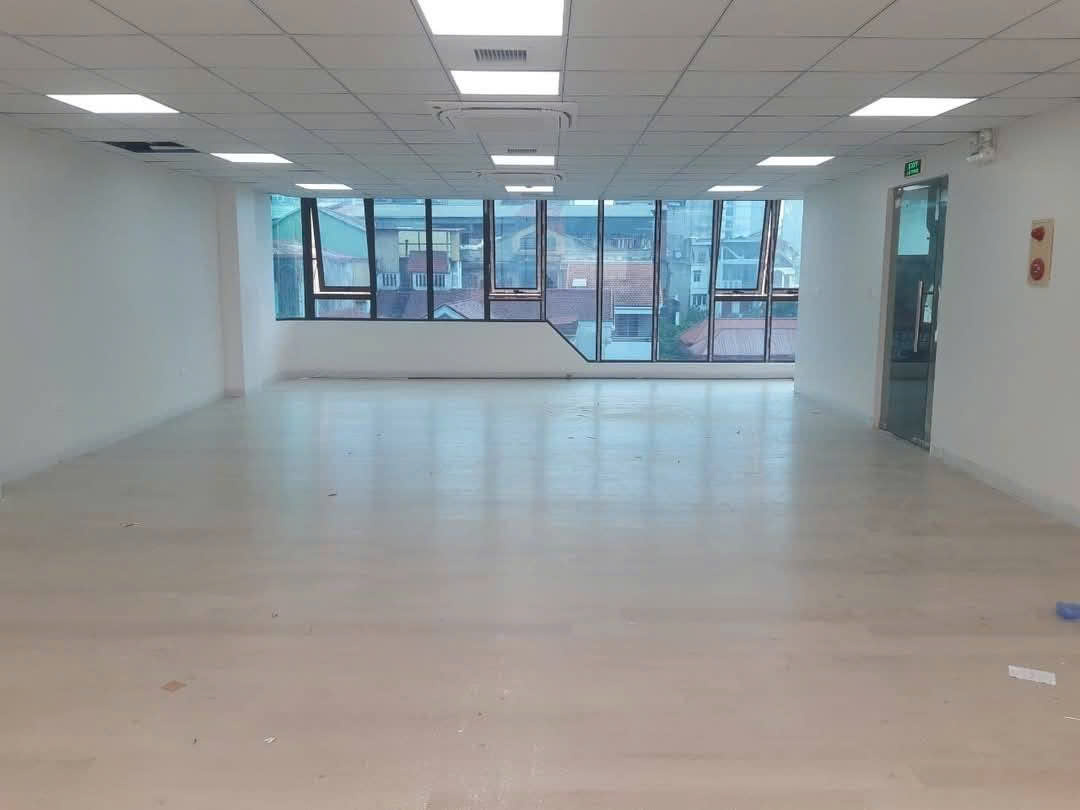 BÁN TÒA NHÀ MẶT PHỐ KHU HOÀNG CẦU, ĐỐNG ĐA - 132M² x 9 TẦNG THANG MÁY - CHỈ 57.5 TỶ - Ảnh 2