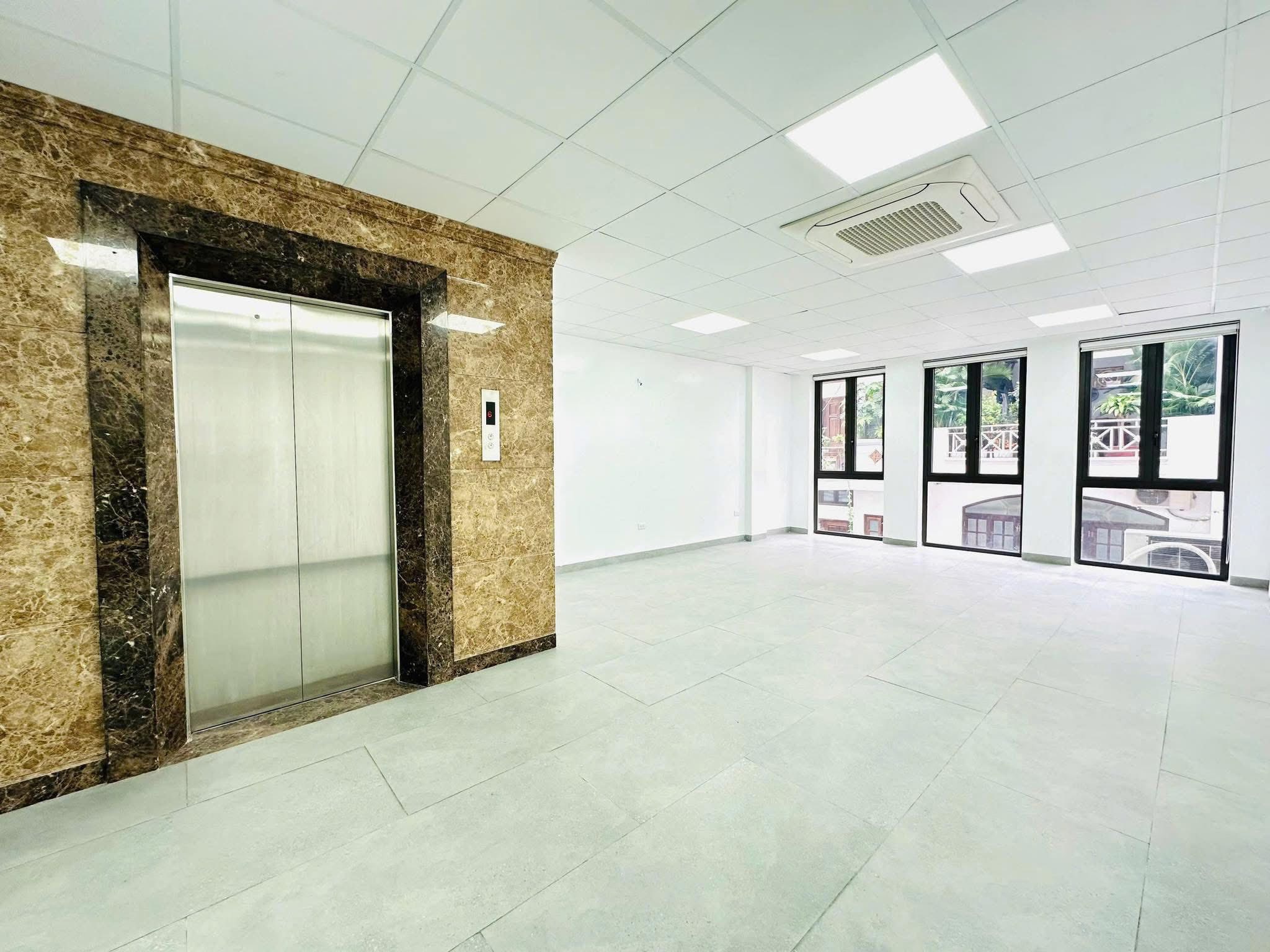 SIÊU HIẾM- Phân Lô Ôtô tránh Phố Quan Nhân 60/65m, 9T Thang máy, MT 5.4m 31.1 Tỷ - Ảnh 4
