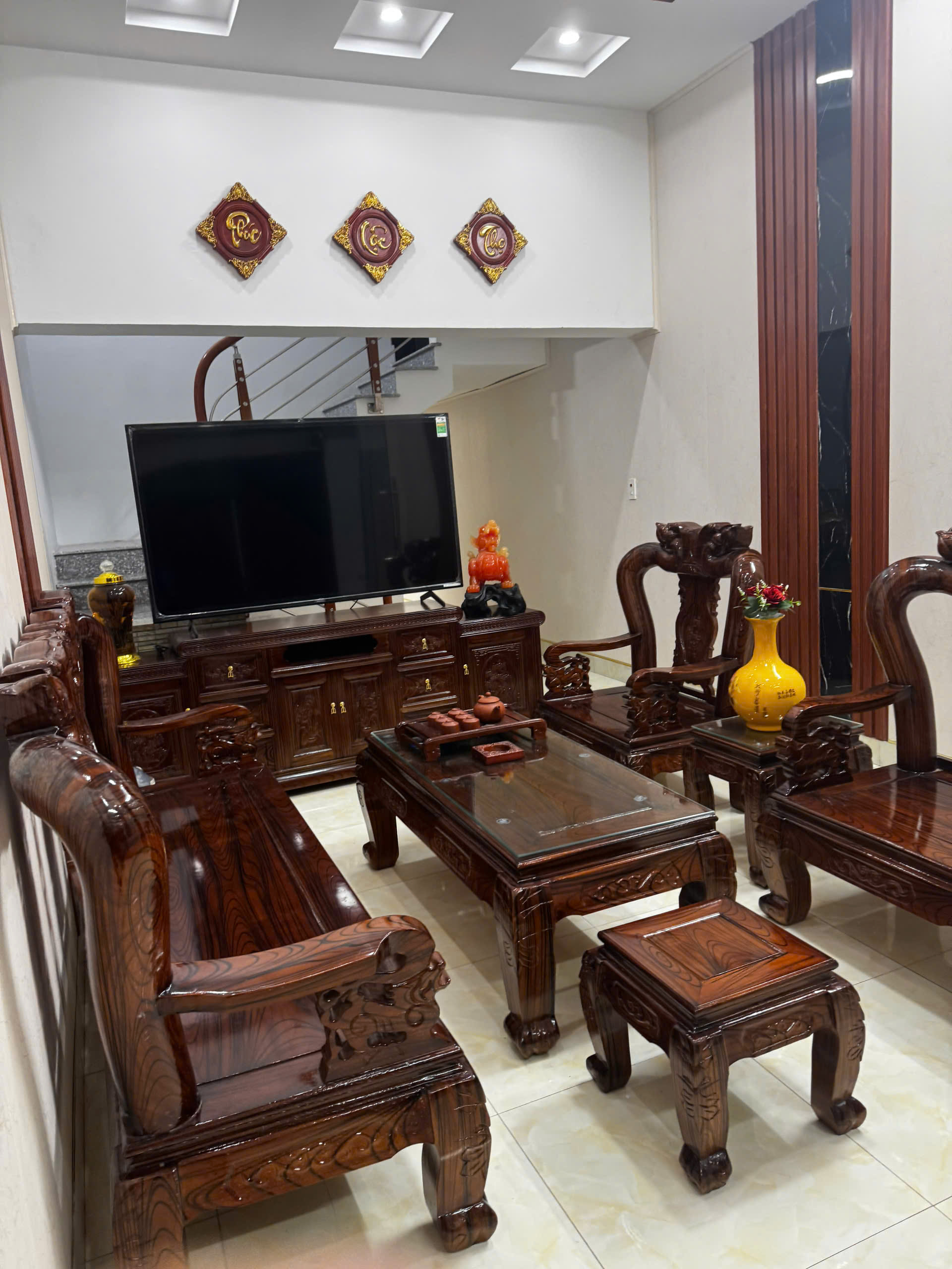 Nhà 3 tầng trung tâm TP Hải Dương – Hướng Nam, full nội thất cao cấp, giá chỉ 3,x tỷ - Ảnh 1