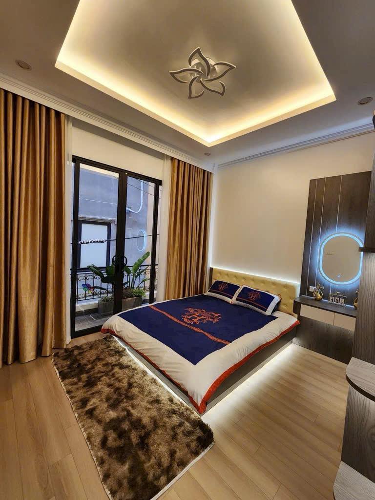 Bán nhà phố VIP Thái Hà - Ngõ oto dừng đỗ thoải mái giá chỉ 1x tỷ - Ảnh chính