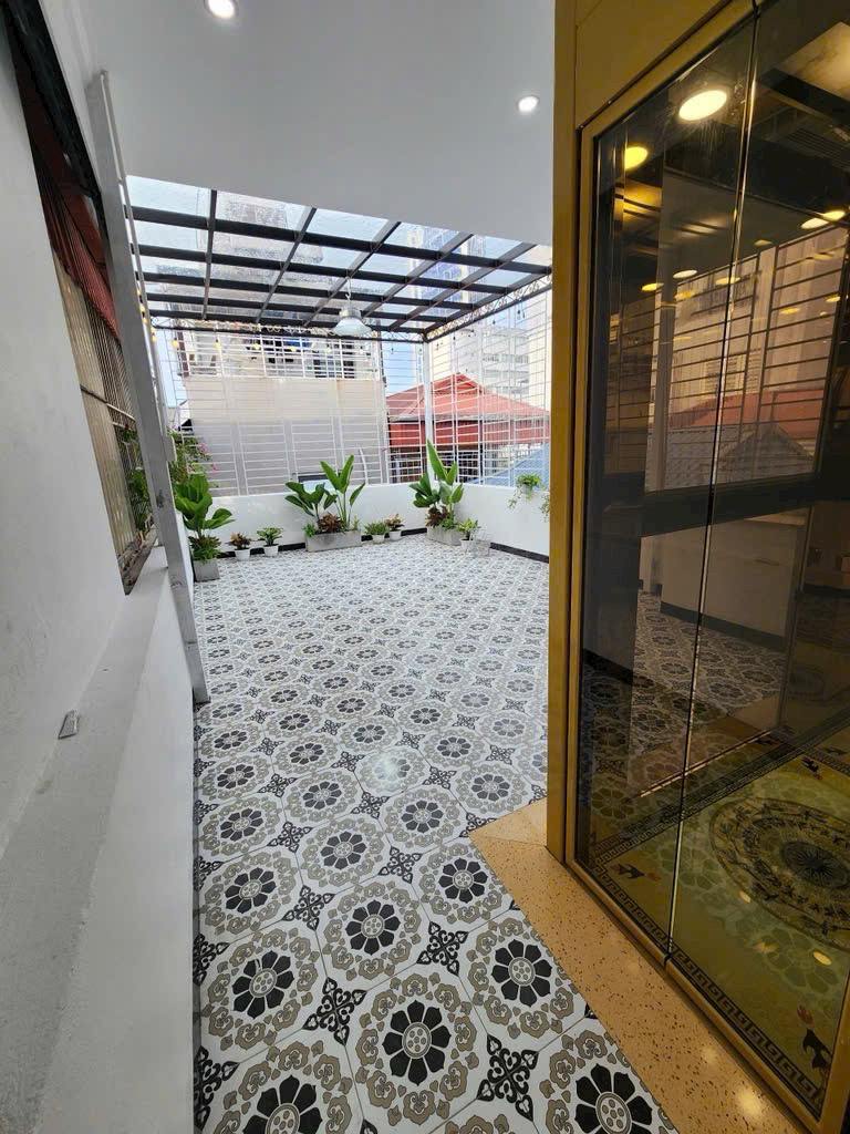 Bán nhà phố VIP Thái Hà - Ngõ oto dừng đỗ thoải mái giá chỉ 1x tỷ - Ảnh 2