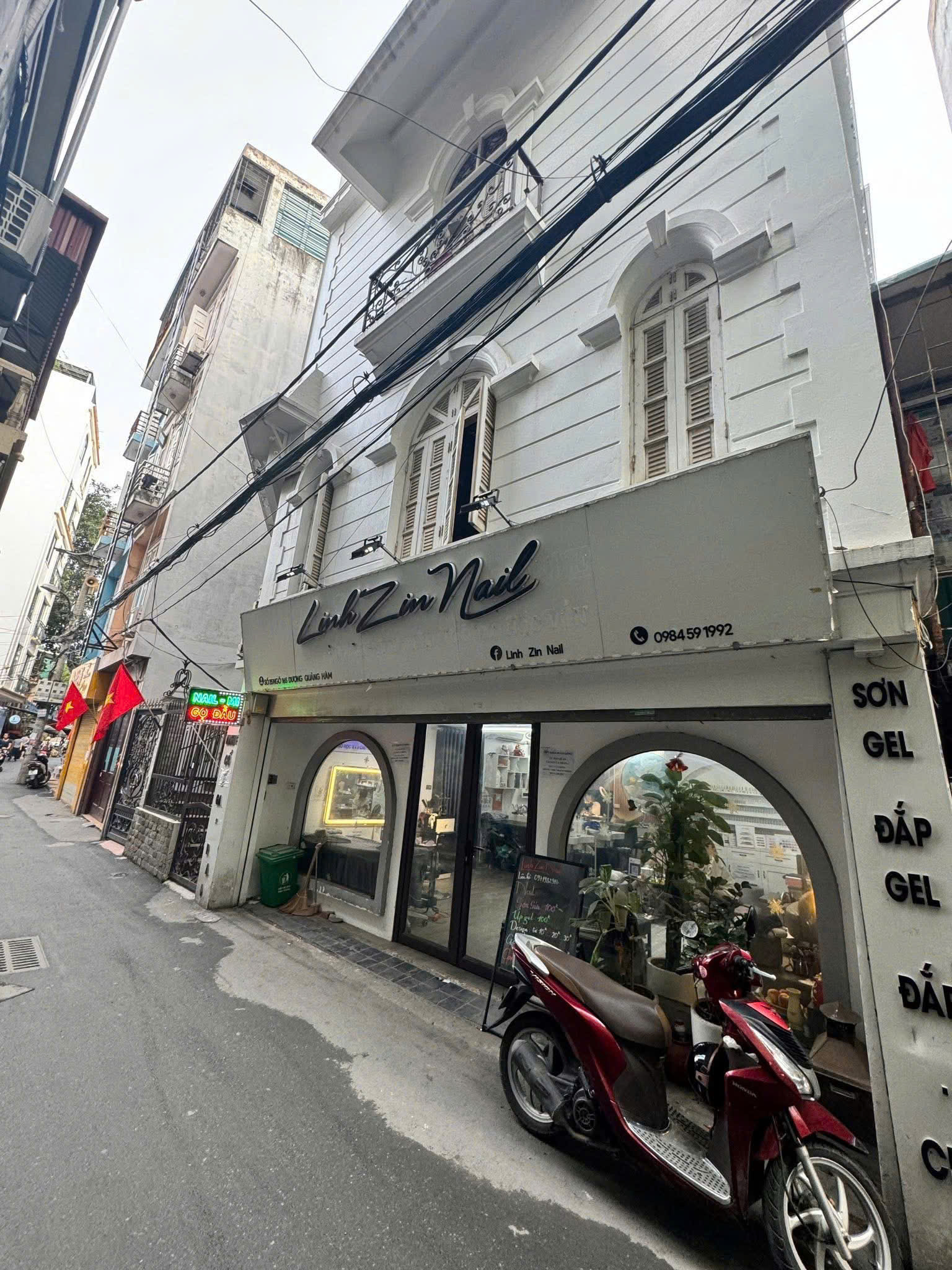 PHỐ DƯƠNG QUẢNG HÀM LÔ GÓC KINH DOANH Ô TÔ TRÁNH  78m2  MT 9m Giá 24.8 tỷ - Ảnh 2