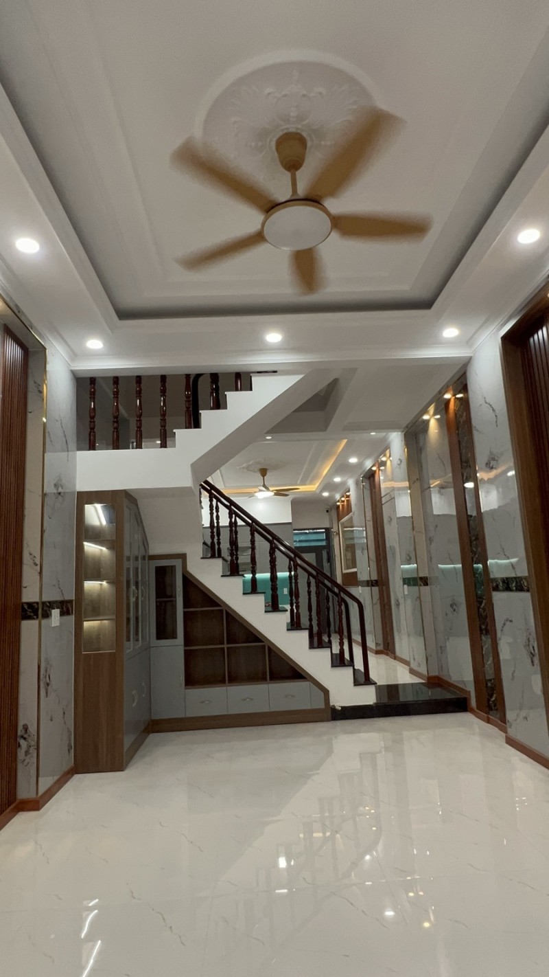 Bán nhà 3 TẦNG ĐẸP Dĩ An,đường nhựa 7m thông thoáng,gần ĐHQG TPHCM - Ảnh 2