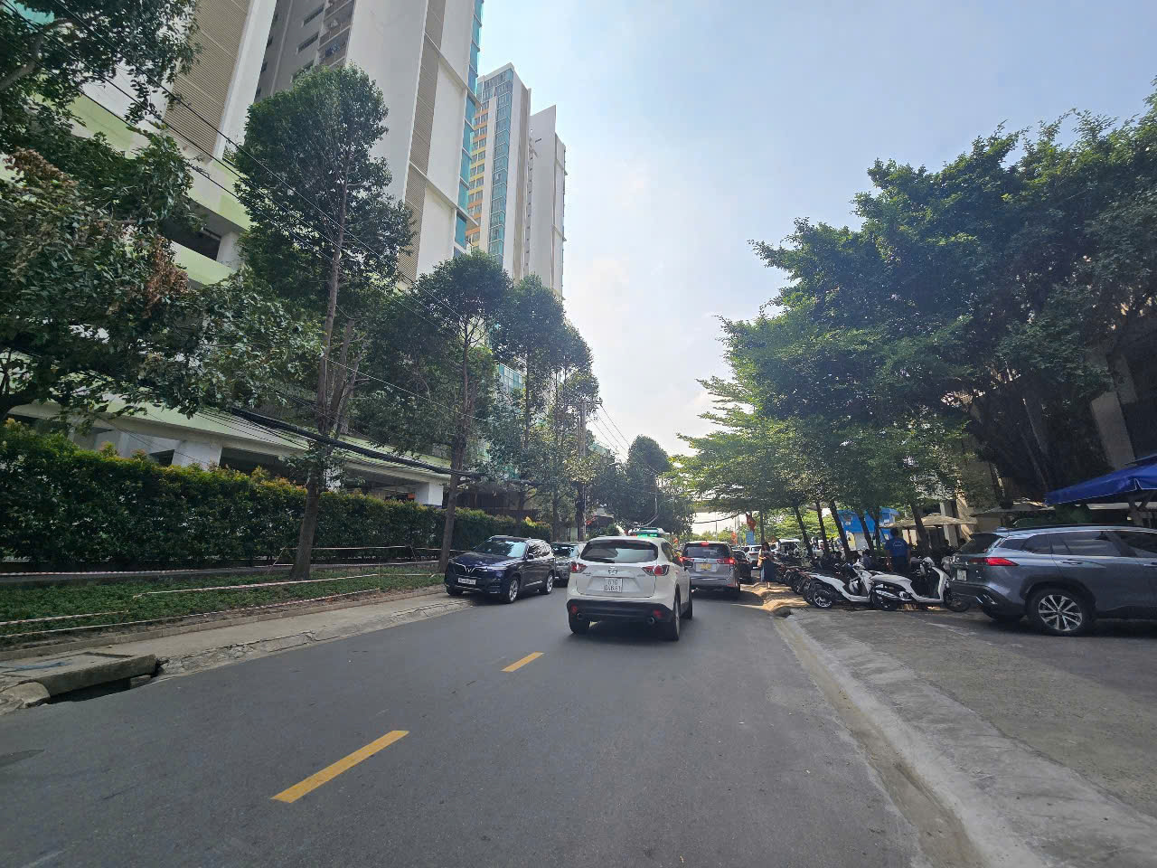 Bán biệt thự mặt tiền đường số 6 khu Trần Ngọc Diện, Thảo Điền, TP. Thủ Đức DT 725M2 .<br>Giá  120 tỷ - Ảnh 1