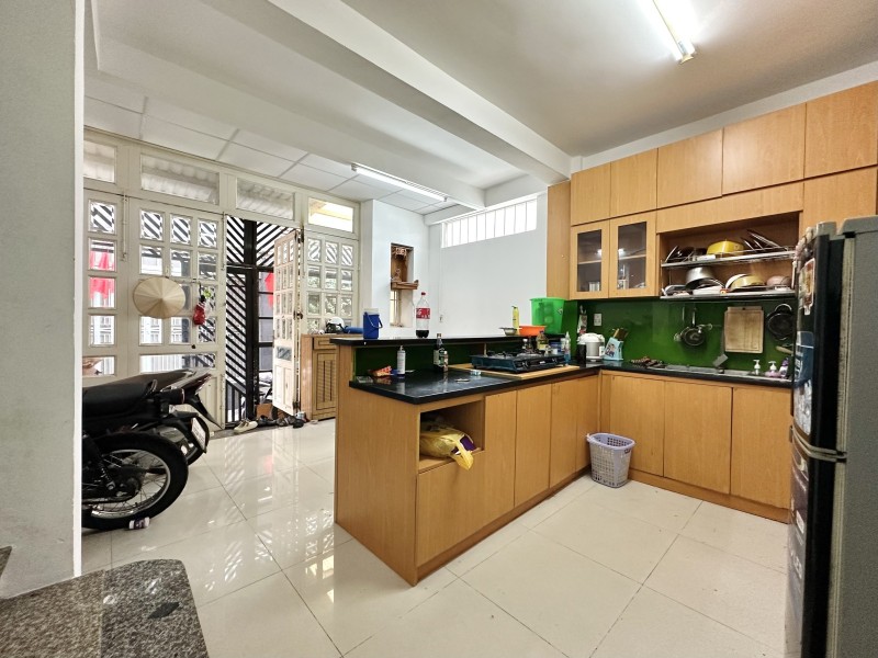 Bán Nhà Khu Phan Xích Long 40m2, 5 Tầng Nhỉnh 6 Tỉ - Ảnh 1