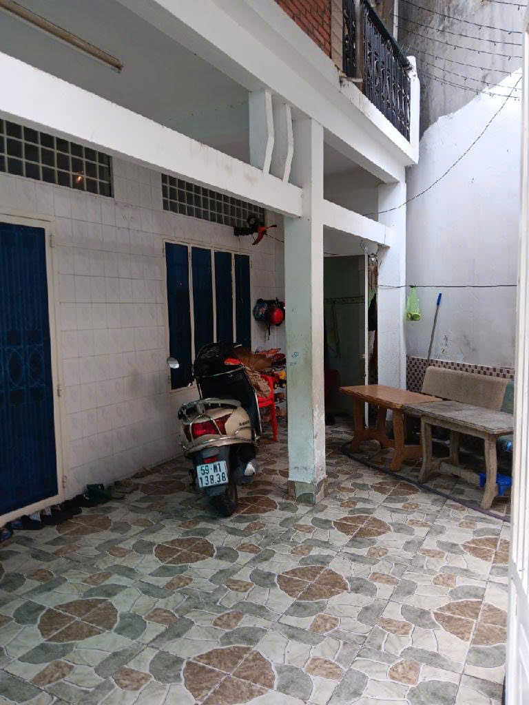9M X 8M KDC hiện hữu, không quy hoạch , nhà 2 tầng Hoài Thanh giá 4,6 tỷ - Ảnh 4