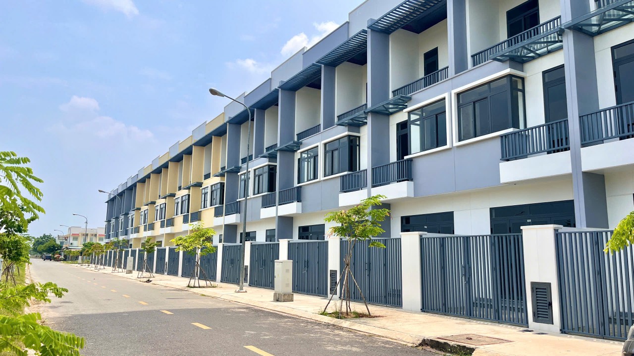 MUA NHÀ PHỐ TÂY NINH CHỈ VỚI 360 TRIỆU - QUÁ DỄ DÀNG!! - Ảnh 1