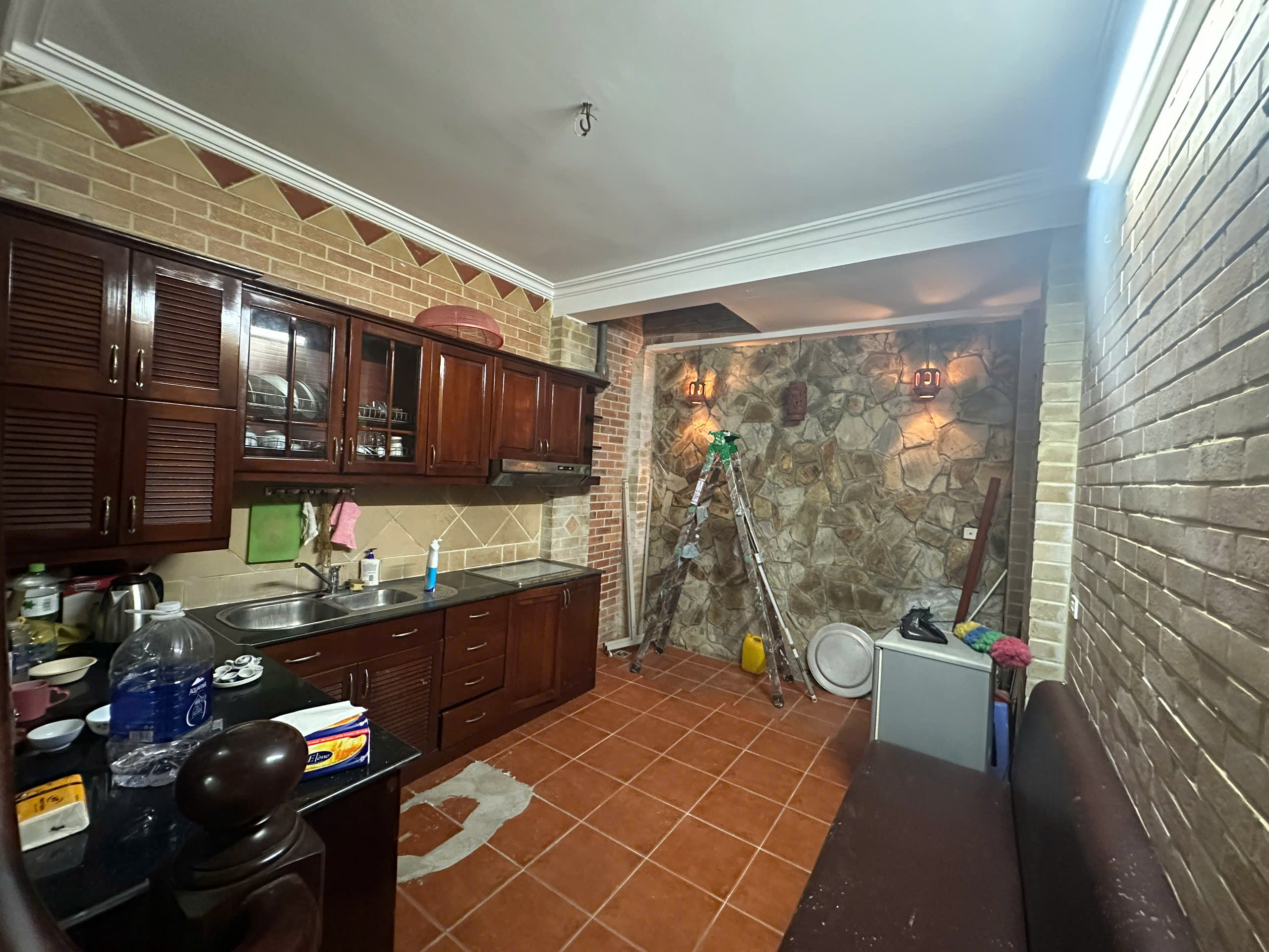 Cho thuê nhà riêng đường Hồng Hà, Hoàn Kiếm 43m x 4T giá 15 triệu, ô tô, kinh doanh - Ảnh 1
