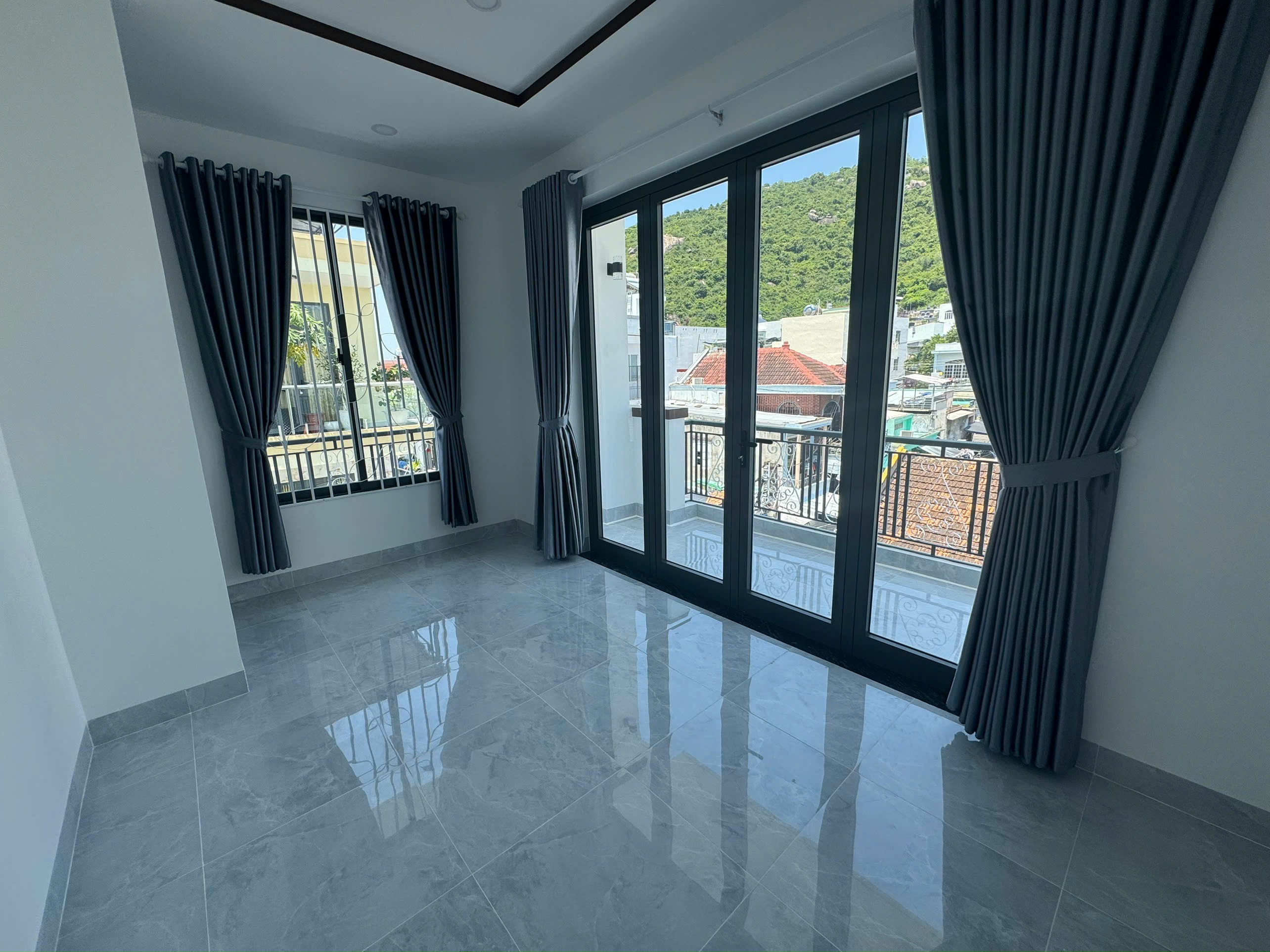 Cần bán nhà đẹp đường Ngô Đến  2 xe oto tránh nhau gần Tháp Bà Ponaga - Ảnh 2