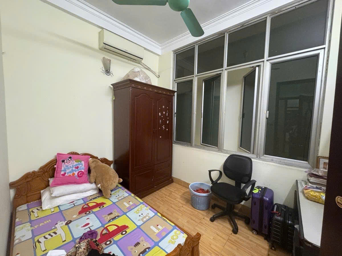 PL NGUYỄN CHÍ THANH - Ô TÔ ĐỖ CỬA - KINH DOANH - 39m2 5 tầng MT 3.7m Giá 19.8 tỷ - Ảnh 1