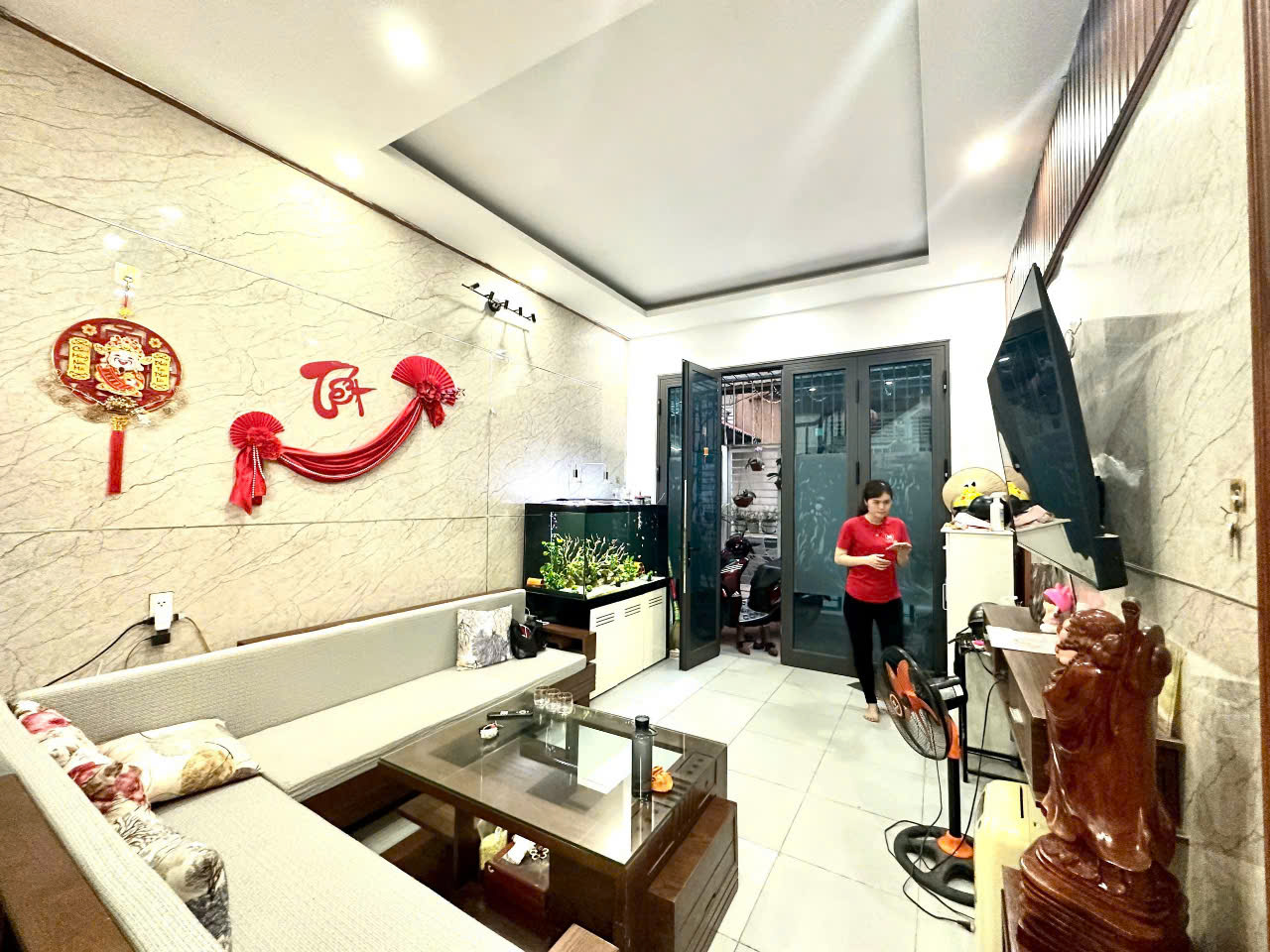 Bán nhà Hào Khê - Quán Nam, 44m 3 tầng, sân cổng riêng, giá 2.28 tỉ - Ảnh 1