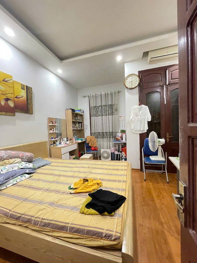 Bán Nhà Hoàng Quốc Việt. Cầu Giấy. Ô Tô. Vỉa Hè. DT 41m2. MT 4,5m. 4 Tầng. Giá 15,5 Tỷ. - Ảnh 1