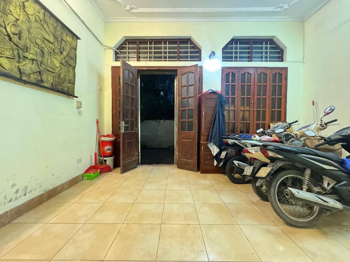QUÁ ĐẸP – 50M*5T*12 TỶ HƠN - NHÀ HOÀNG CẦU – TT ĐỐNG ĐA SẦM UẤT – MẶT TIỀN RỘNG 5M - Ảnh 1