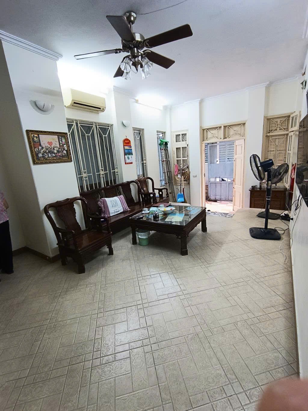 Bán nhà siêu phẩm Tây Hồ, dân xây kiên cố, 4 tầng đẹp bề thế - Ảnh 1