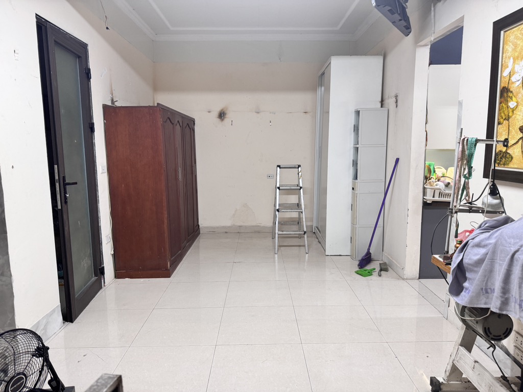 BÁN CĂN HỘ TẬP THỂ TẦNG 1 – VÕ THỊ SÁU – 150M² – Ô TÔ ĐỖ CỬA – GIÁ NHỈNH 6 TỶ - Ảnh 1