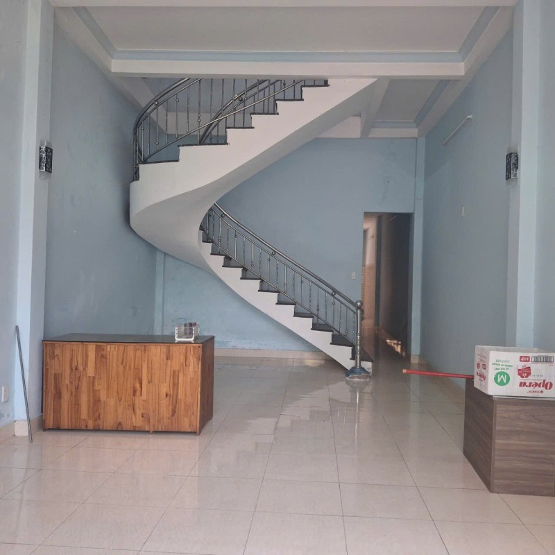 ♣  Nhà sát MT Đường 2 Tháng 9, Hoà Cường Nam, 104m2, 2 tầng cứng sạch , 3.xx tỷ - Ảnh chính