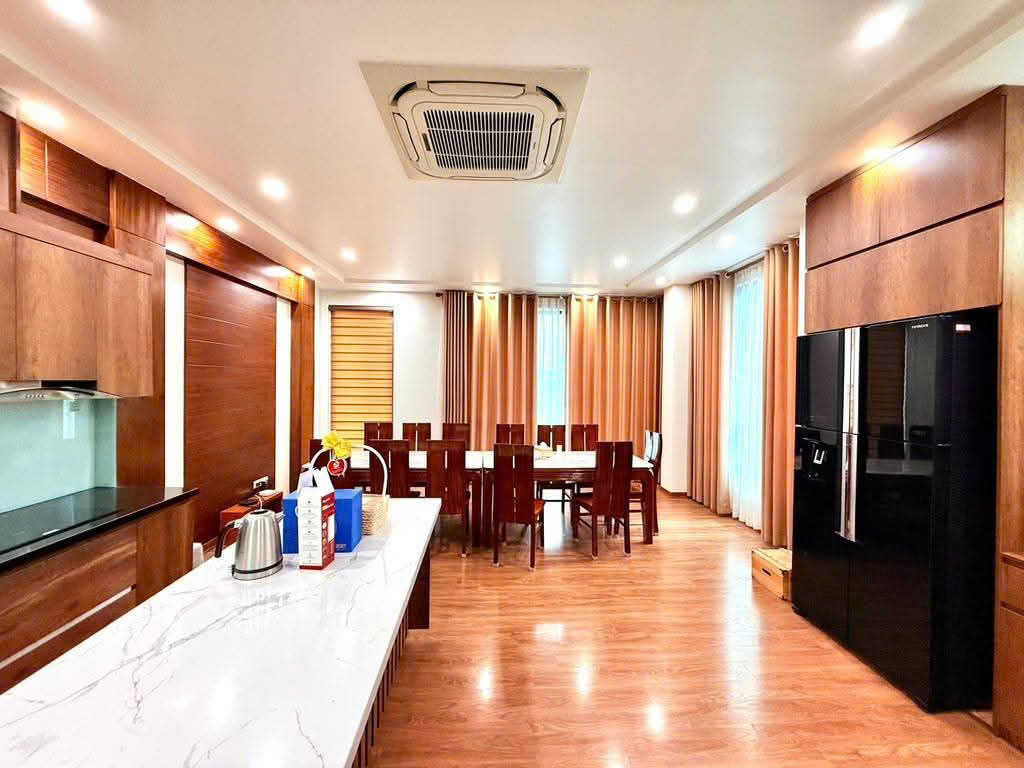 BÁN NHÀ HOÀNG QUỐC VIỆT, PHÂN LÔ, ÔTÔ TRÁNH, KINH DOANH, LÔ GÓC 58M2 CHỈ 16 TỶ - Ảnh 1
