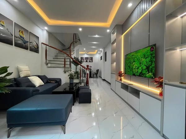 BÁN NHÀ 4 TẦNG, HẺM XE HƠI 4m THÔNG, NGAY BỘ CÔNG AN Q1, 4x12m, GIÁ 14.5 TỶ - Ảnh chính