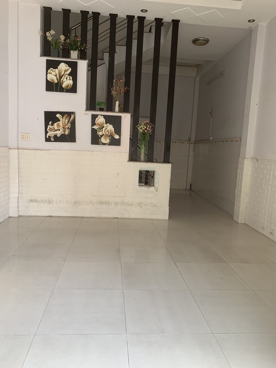 **Bán nhà HXH  2MT hẻm gần Út Tịch phường 4, Tân Bình, 6 x 17 - 16tỷ - Ảnh 2