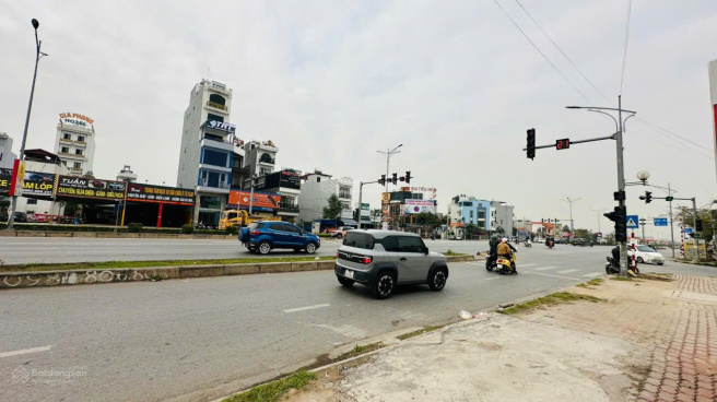 Bán Đất Tặng Nhà 3 Tầng Mặt Đường Bùi Viện – Hải An, Hải Phòng  2 Mặt Tiền – Nhà Mới – Giá Tốt - Ảnh 2