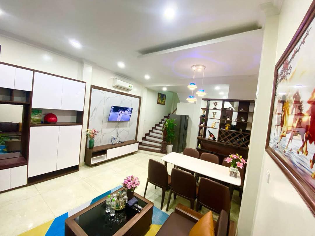 SIÊU PHẨM CÓ 1-0-2 FULL NỘI THẤT XỊN - NGÕ OTO TRÁNH , ĐỖ - 20M RA PHỐ - Ảnh chính