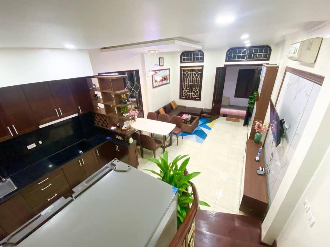 SIÊU PHẨM CÓ 1-0-2 FULL NỘI THẤT XỊN - NGÕ OTO TRÁNH , ĐỖ - 20M RA PHỐ - Ảnh 2