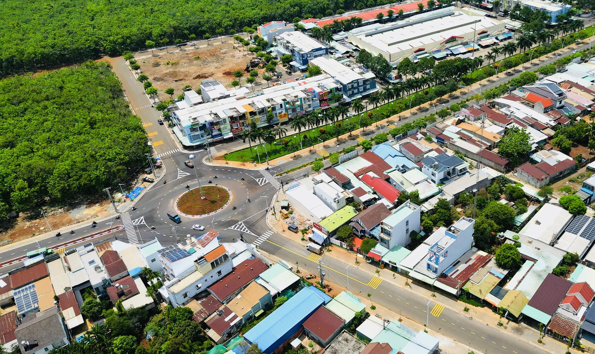 1,8 Hecta có 400m2 thổ cư mặt tiền Quốc Lộ 56 - Thị Trấn Kim Long, BRVT cần bán - Ảnh chính