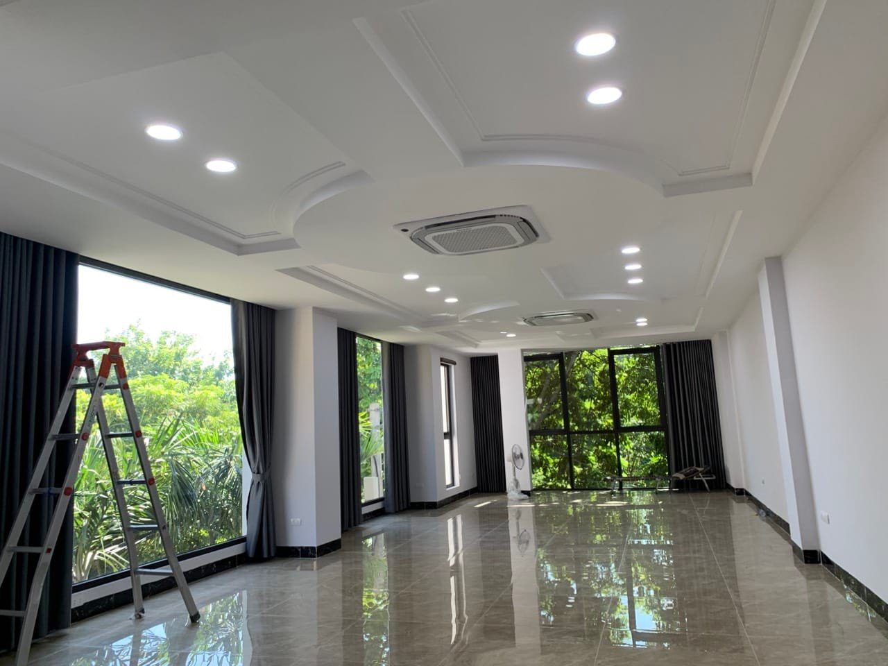 Bán nhà mặt phố Phố Huế, 140m2, 10 tầng 2 hầm, mặt tiền 7.2m, 159 tỷ, vỉa hè rộng, KD đỉnh - Ảnh 2