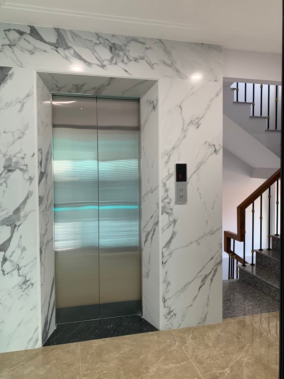 Bán nhà mặt phố Phố Huế, 140m2, 10 tầng 2 hầm, mặt tiền 7.2m, 159 tỷ, vỉa hè rộng, KD đỉnh - Ảnh 3
