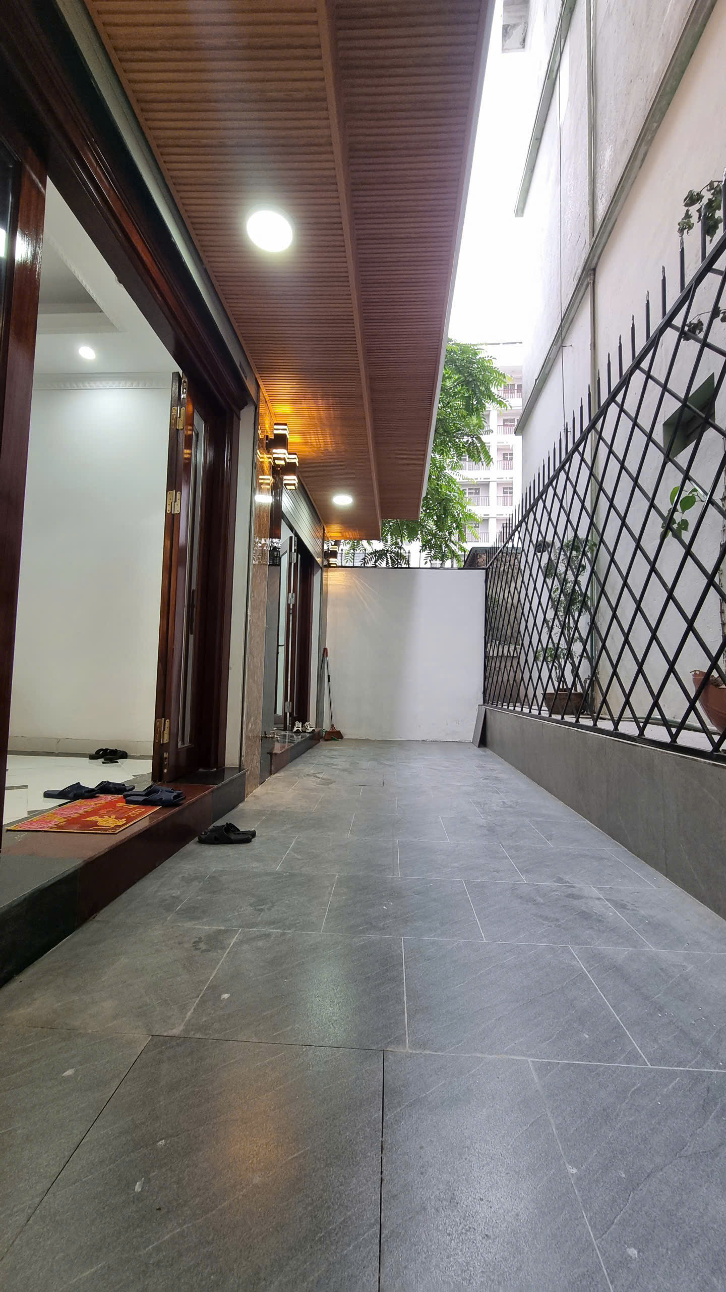 BÁN CCMN KHÚC THỪA DỤ 86M2X6T,Ô CHỜ T/MÁY,17 PHÒNG KHÉP KÍN,60M RA PHỐ, 16.7 TỶ - Ảnh 2