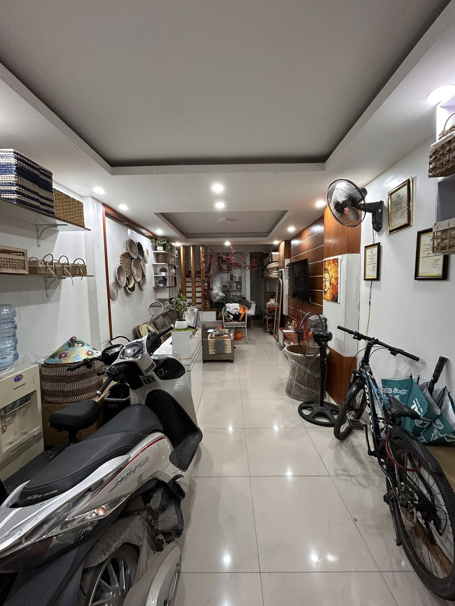 Bán nhà phố Thành Công 36m2, 5 tầng rất đẹp, ô tô tránh đỗ gần hồ Thành Công - Ảnh chính