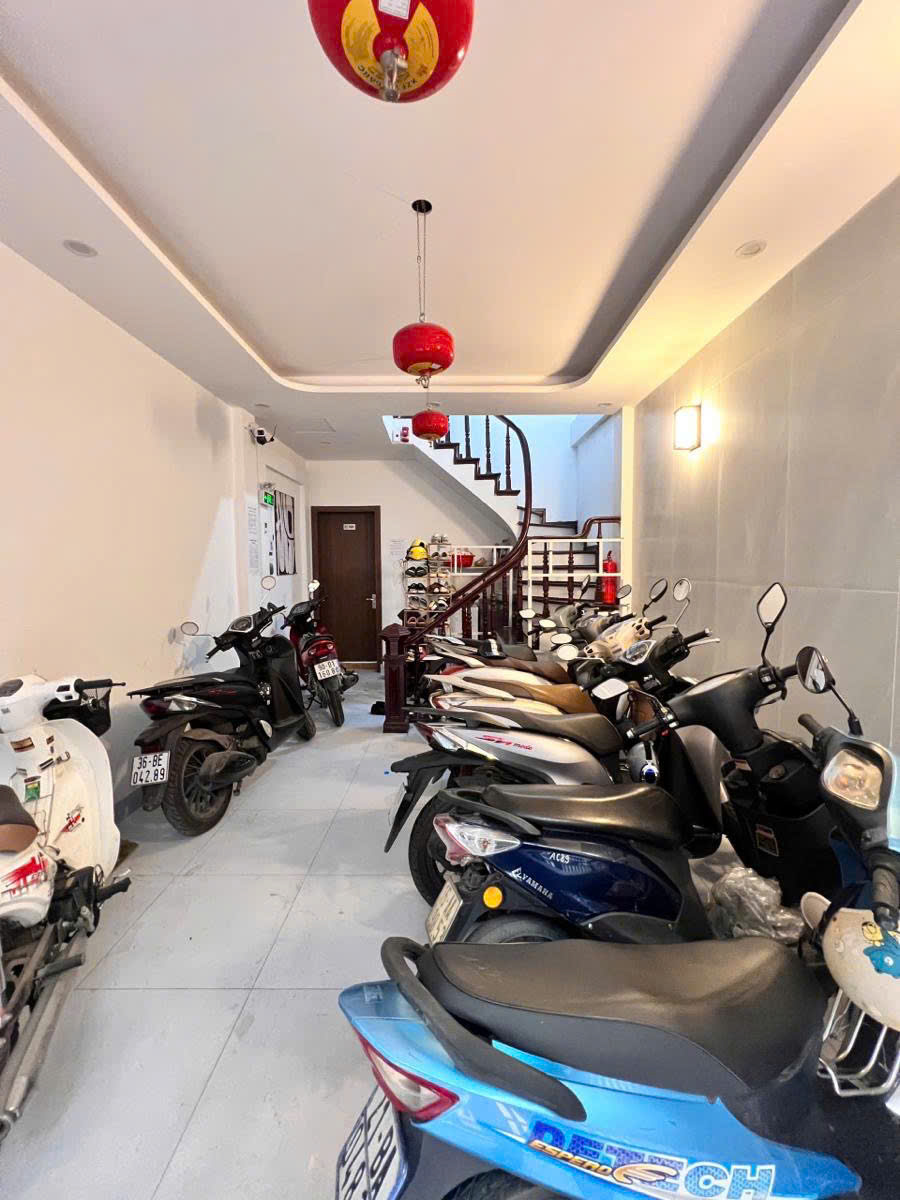 CCMN DƯƠNG QUẢNG HÀM DÒNG TIỀN 45 TRIỆU - 40m2 5 tầng MT 3.7m Giá 9.65 tỷ - Ảnh 3