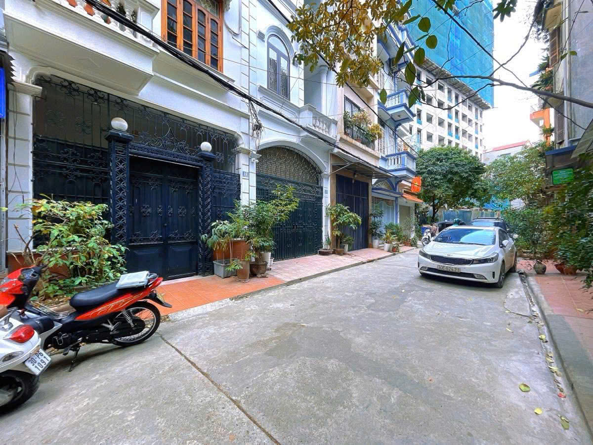 PL PHÙNG CHÍ KIÊN - KINH DOANH - Ô TÔ DT 56m2 4 tầng Mặt tiền 4m Giá 17.5 tỷ - Ảnh 2