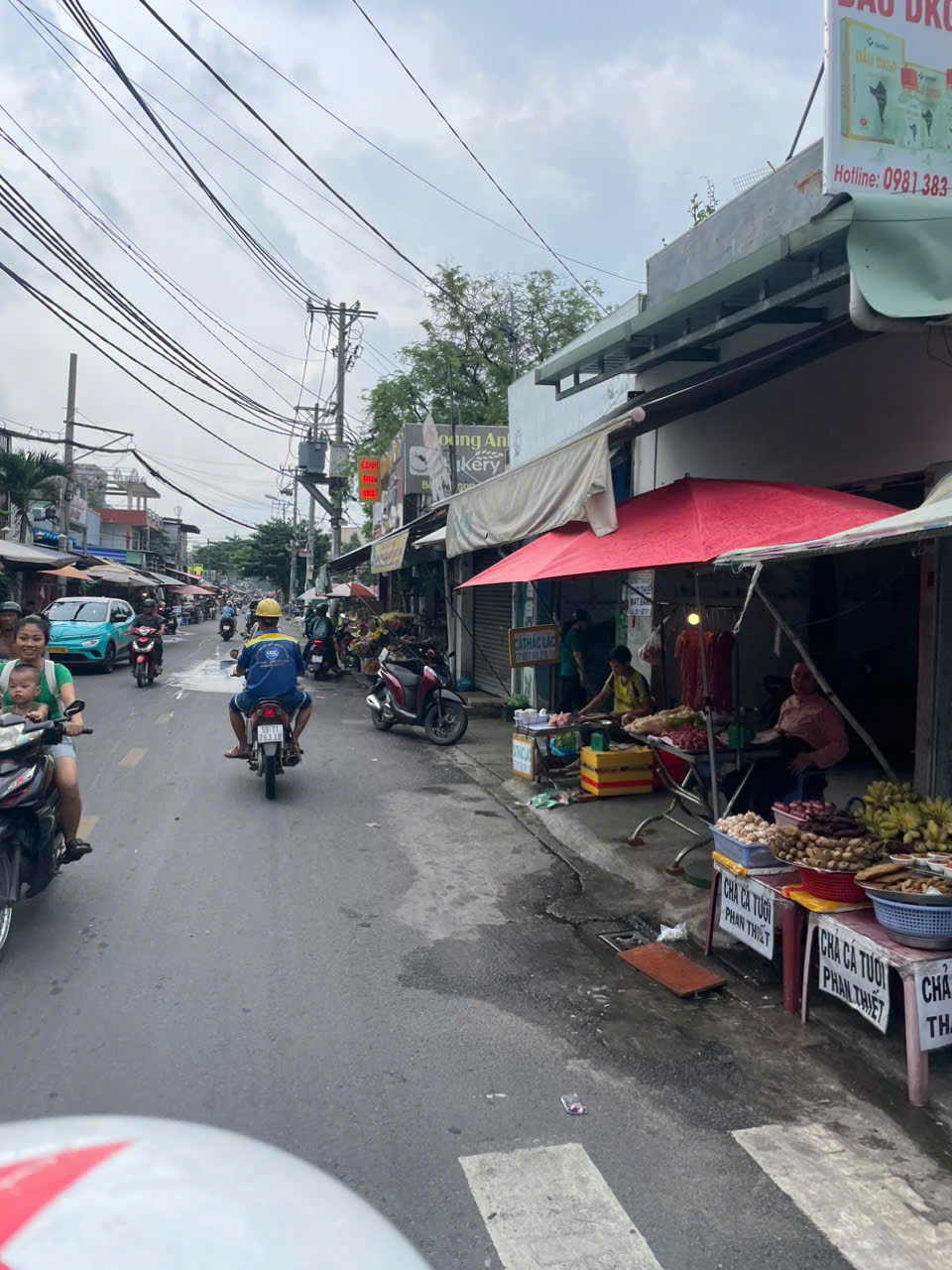 Bán nhà mặt tiền đang kinh doanh 5,2x25m giá 10,2 tỷ Đường Đông Hưng Thuận 02 - Ảnh 1