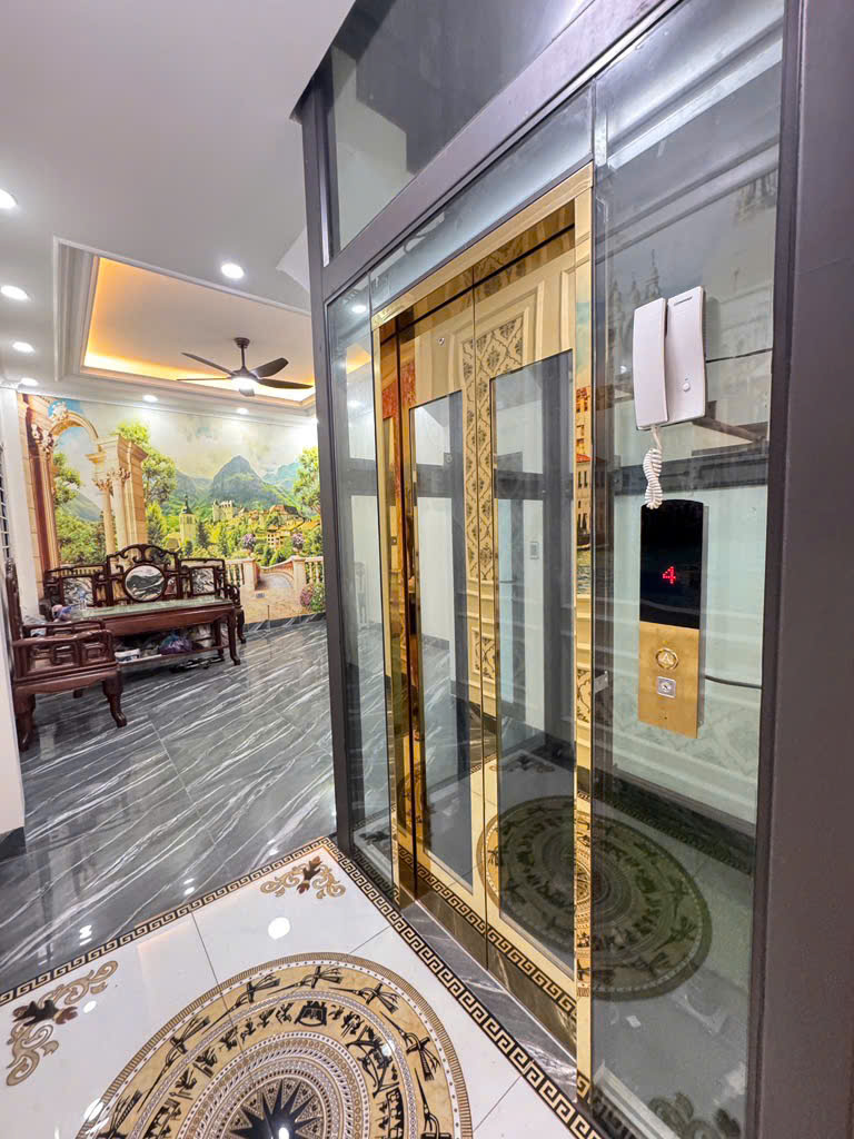 BÁN NHÀ ĐẸP TRUNG TÂM BỒ ĐỀ 55M, 5T, MT4M, LÔ GÓC, GARA, THANG MÁY, FULL NỘI THẤT NHẬP. - Ảnh 2