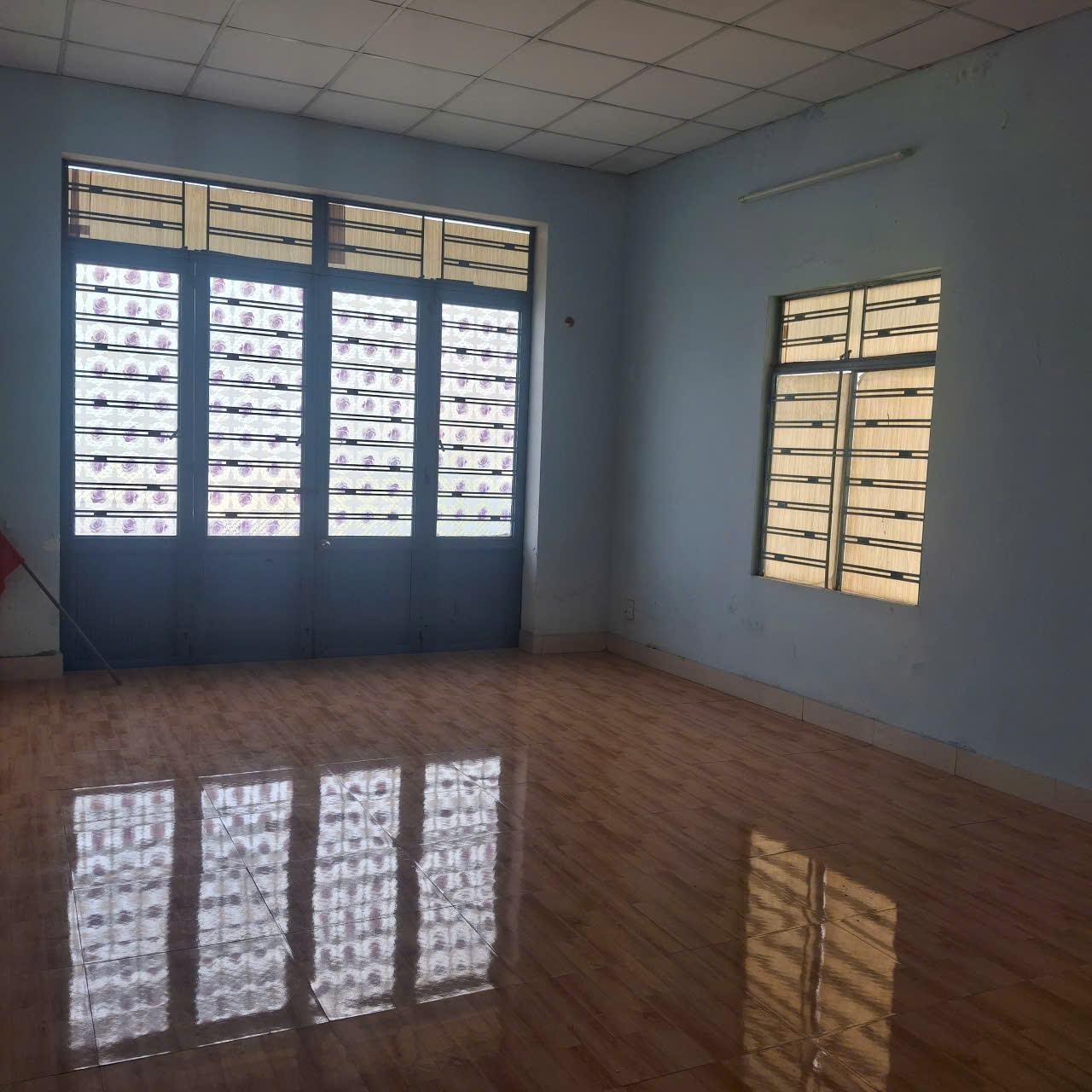 NHÀ 2 TẦNG KIÊN CỐ 3 NGỦ 104M2 ĐẤT – CÁCH ĐƯỜNG 2/9 CHỈ 10M – GIÁ CHỈ 4 TỶ - Ảnh 2