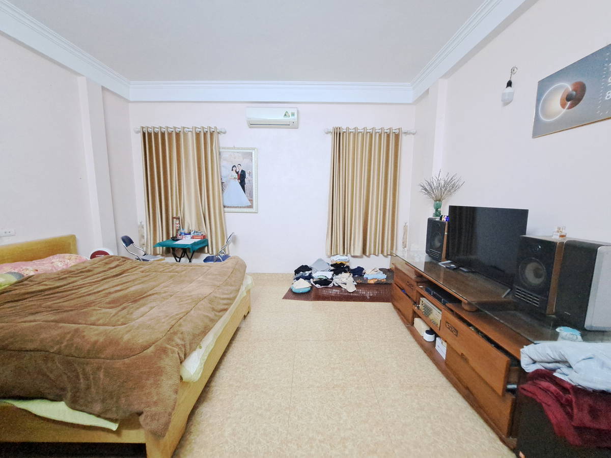 Bán Nhà Vũ Tông Phan. Thanh Xuân. DT 45m2. MT 4,8m. 4 Tầng. Giá 8,98 Tỷ. - Ảnh 1