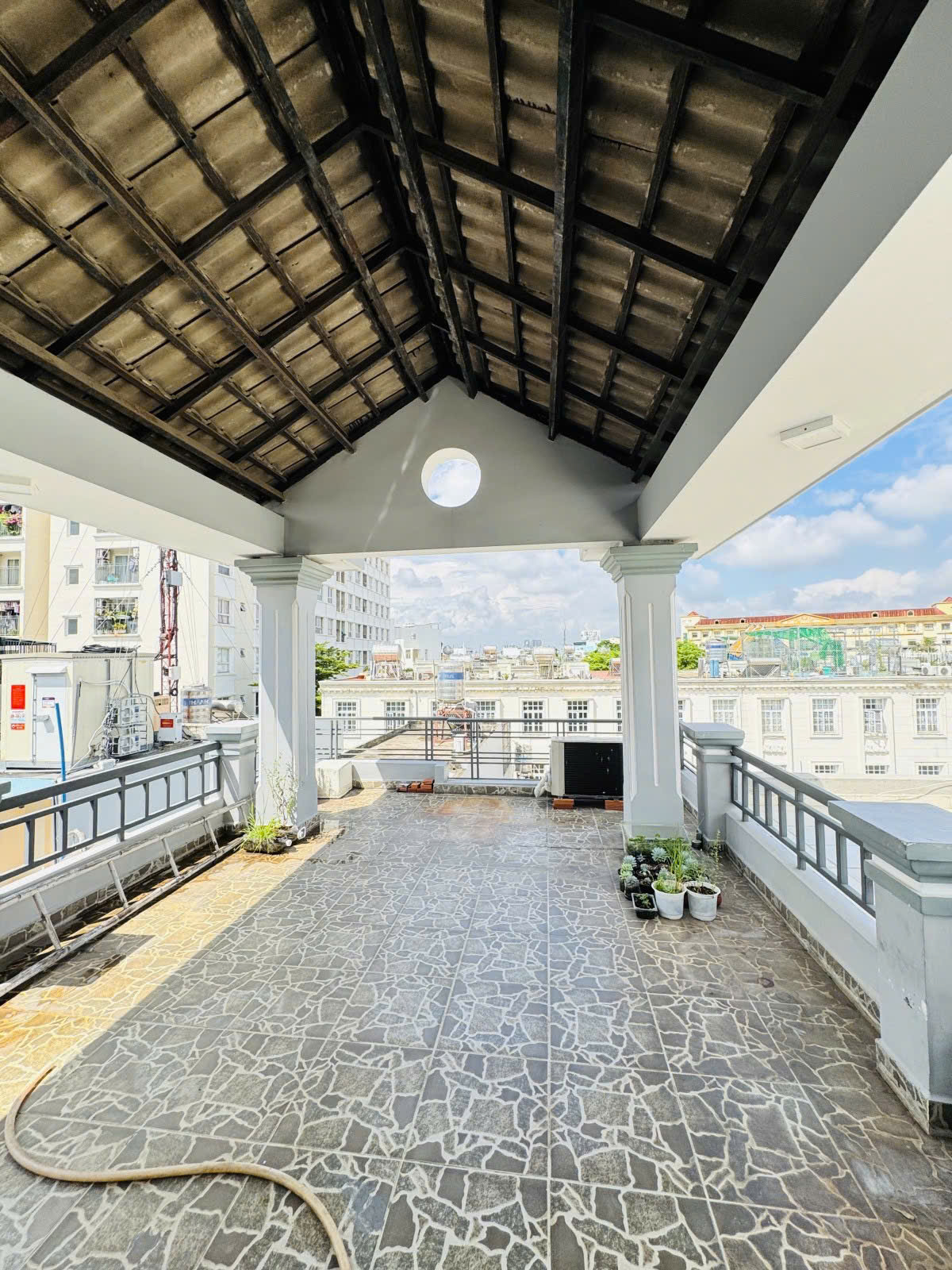 Nhà 4 tầng cạnh tuyến Metro Thủ Đức - Phước Long B - chỉ 7 tỷ hơn tí - Ảnh 3