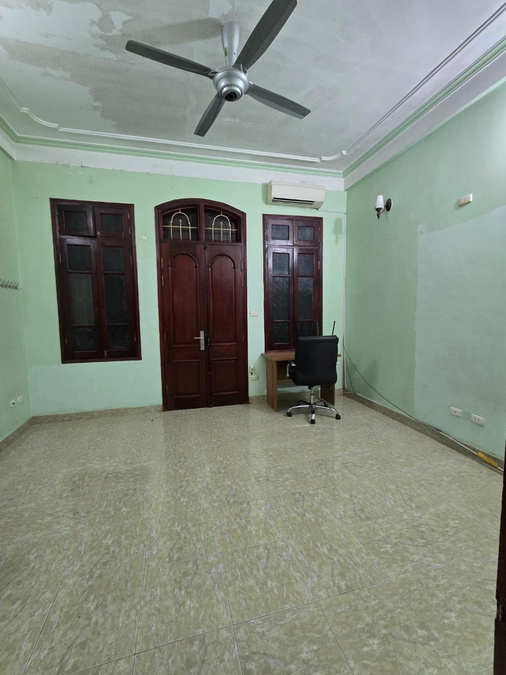 Bán nhà Nguyễn Khang, Cầu Giấy, ngõ thông 3 gác 52m2, 4 tầng, Mt 4.5m, chỉ 14.5 tỷ - Ảnh 1