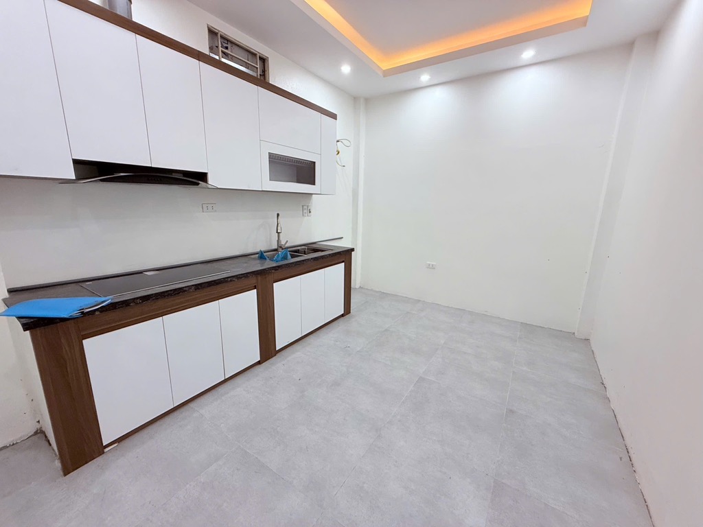 Ô TÔ ĐỖ CỬA - NGÕ THÔNG -  KINH DOANH - 7 NGỦ - VỪA Ở VỪA CHO THUÊ - Ảnh 2