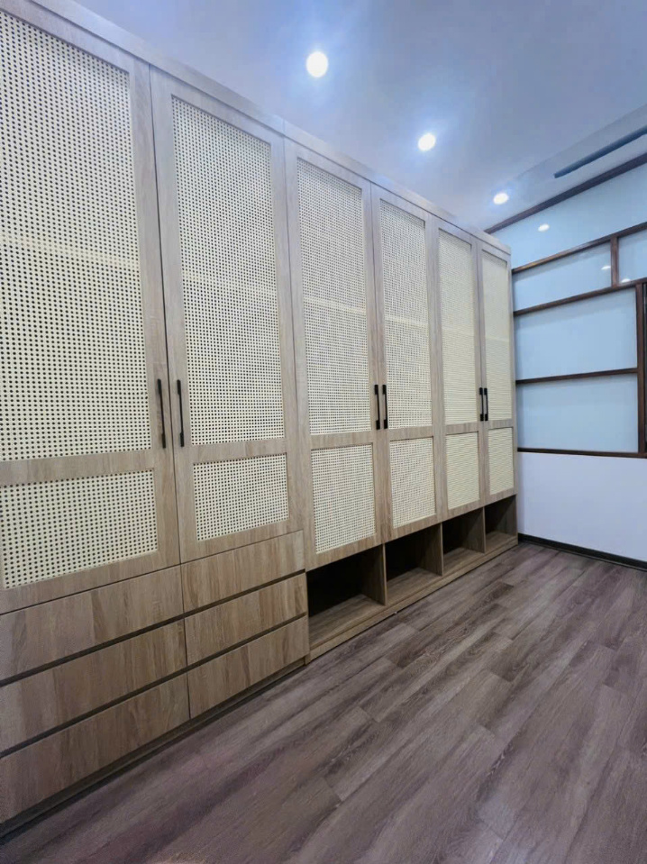 SIÊU PHẨM PHÂN LÔ - CỰC HIẾM - TT CẦU GIẤY - NGÕ TO HƠN PHỐ - VỈA HÈ ĐÁ BÓNG - KINH DOANH VP - Ảnh 5