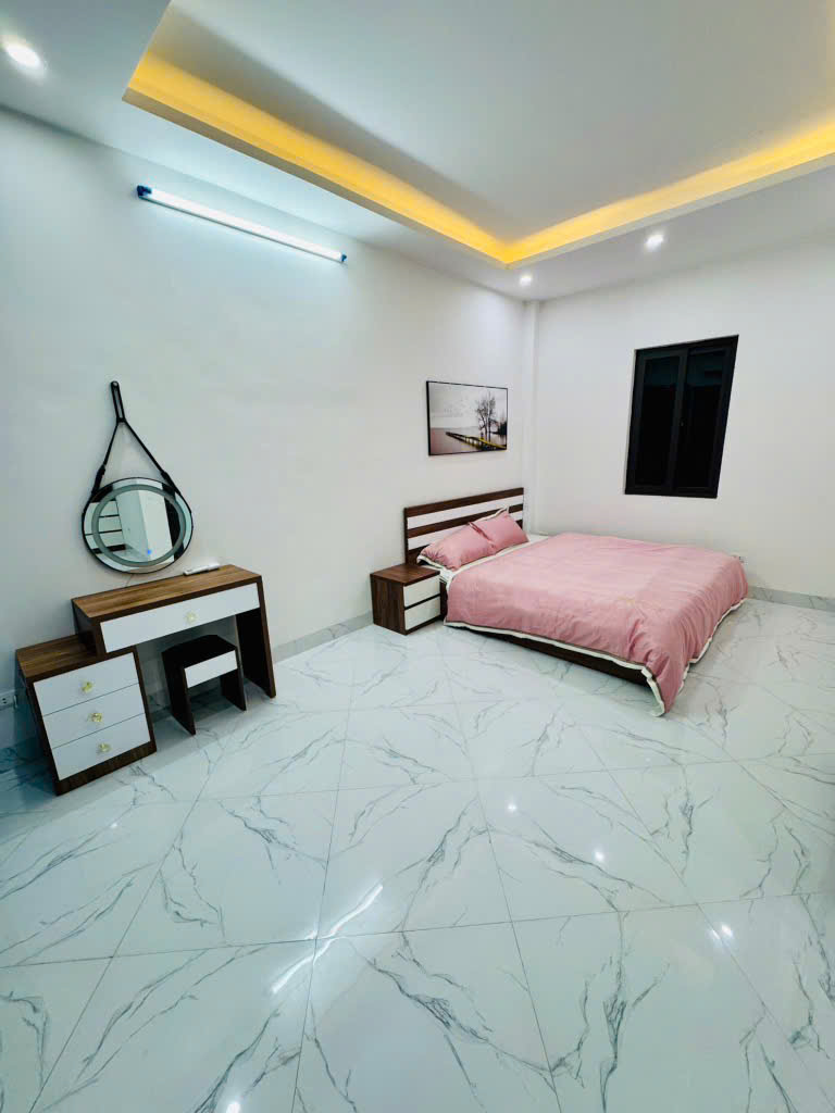 Bán Nhà Nam Dư Lĩnh Nam 39m 5 Tầng 4  phòng Tặng Hết Nội Thất Sổ Đỏ Riêng - Ảnh 3