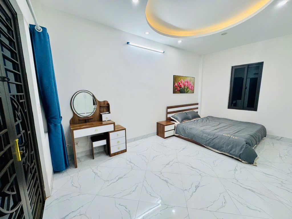 Cần Bán Nhà Nam Dư Lĩnh Nam 39m 5 Tầng 4  phòng Tặng Hết Nội Thất Sổ Đỏ - Ảnh 4