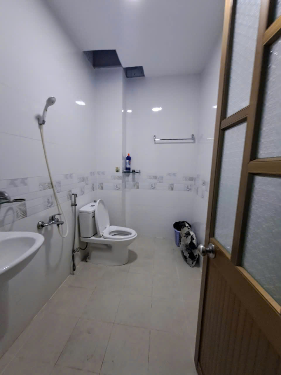 GIÁ TỐT – CHO THUÊ VĂN PHÒNG TẦNG 1 – 80m2 – GIÁ CHỈ 9,5 TRIỆU/THÁNG – QUẬN TÂN BÌNH – TP HỒ CHÍ - Ảnh 3